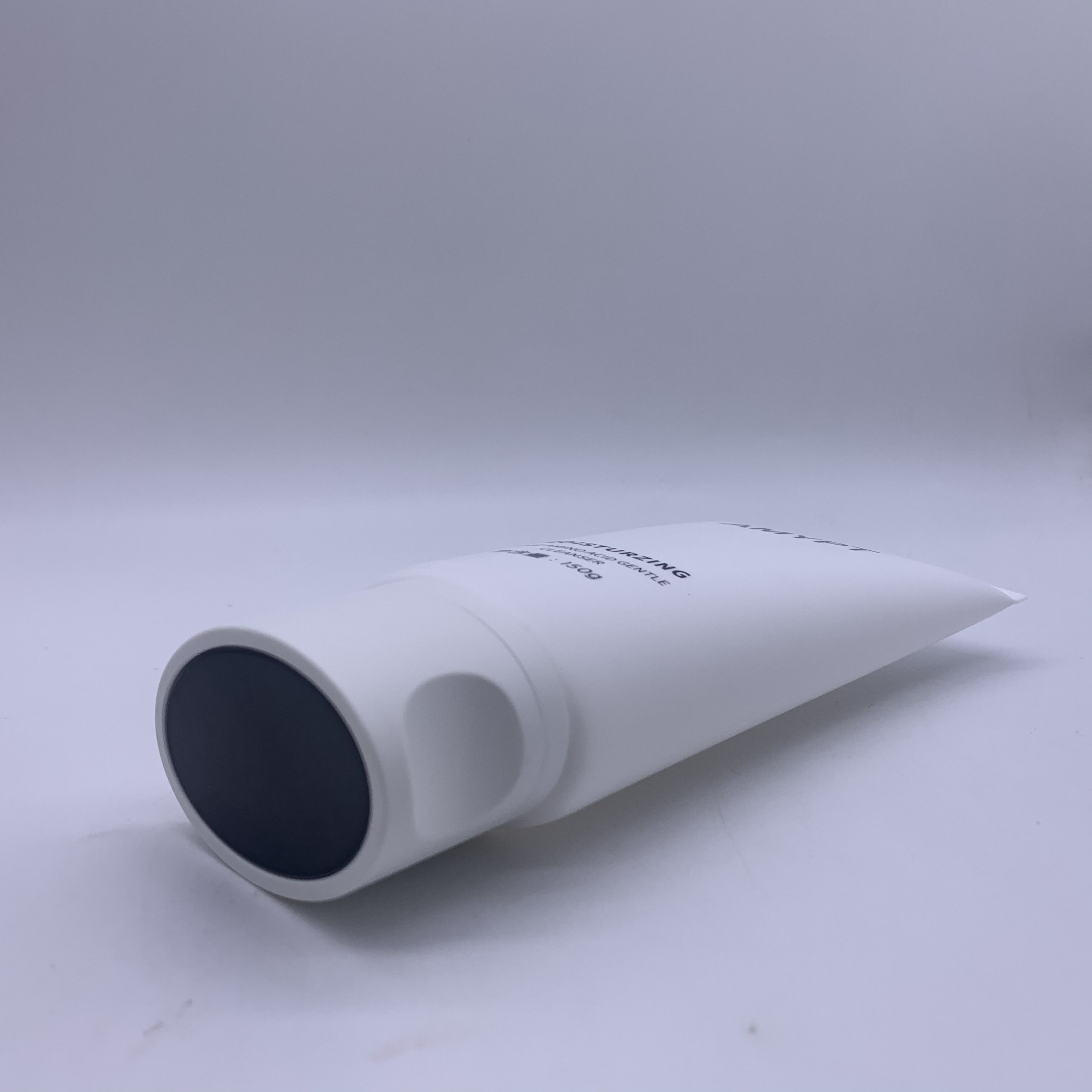  Newest Design Plastic Oval Tube for Cosmetic Packaging 